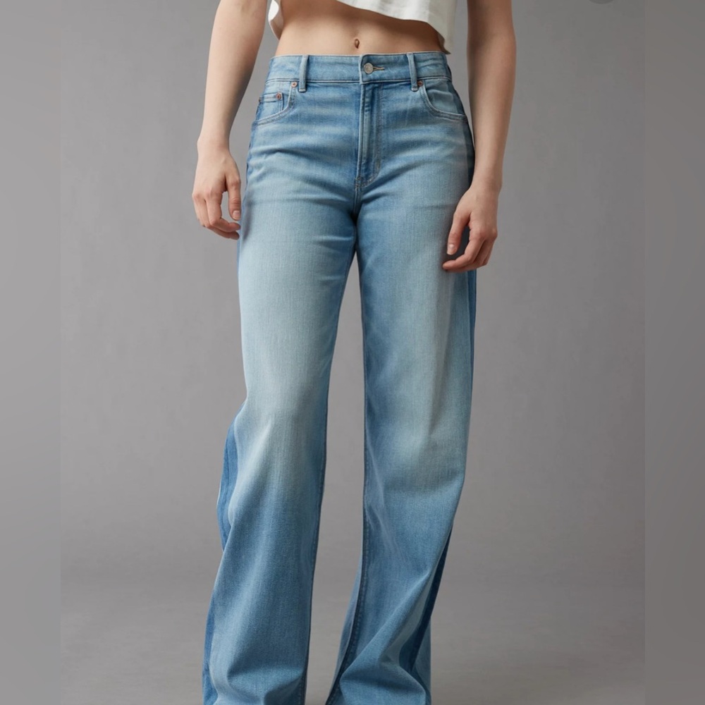 American Eagle Two-Tone Blue Jeans size 6 Long